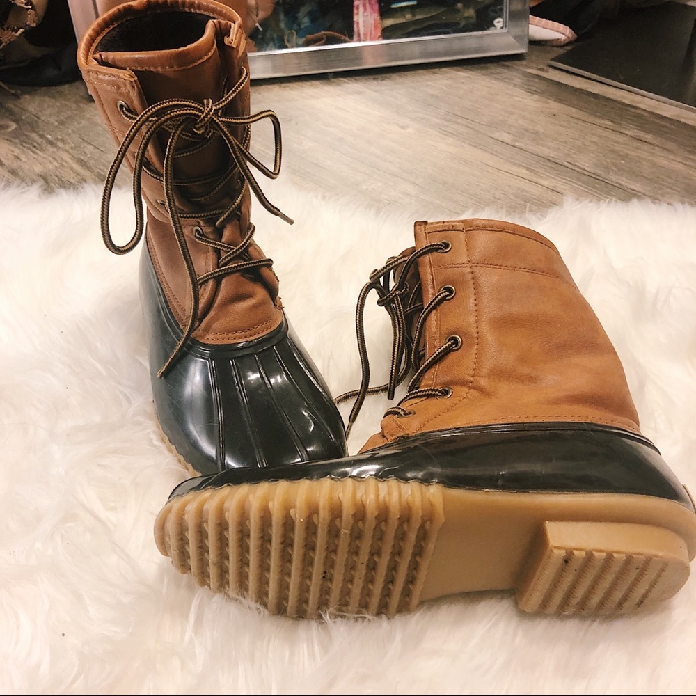 The Original Duck Boot Arianna Style Size 6.5 - image 3